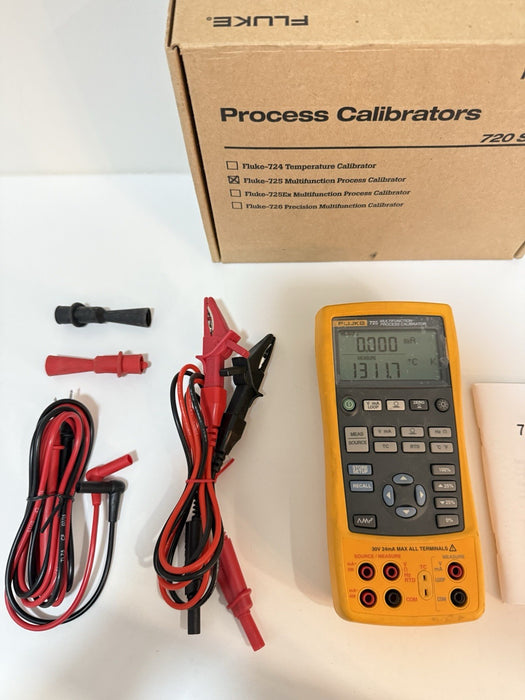 FLUKE 725 MULTIFUNCTION PROCESS CALIBRATOR WITH ACCESSORIES TESTED