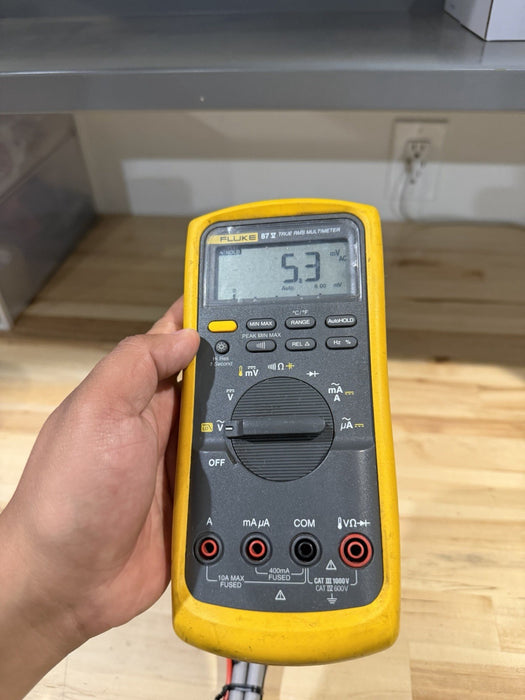 FLUKE 87V TRUE RMS MULTIMETER W/ LEADS (TESTED) SHIPS FAST