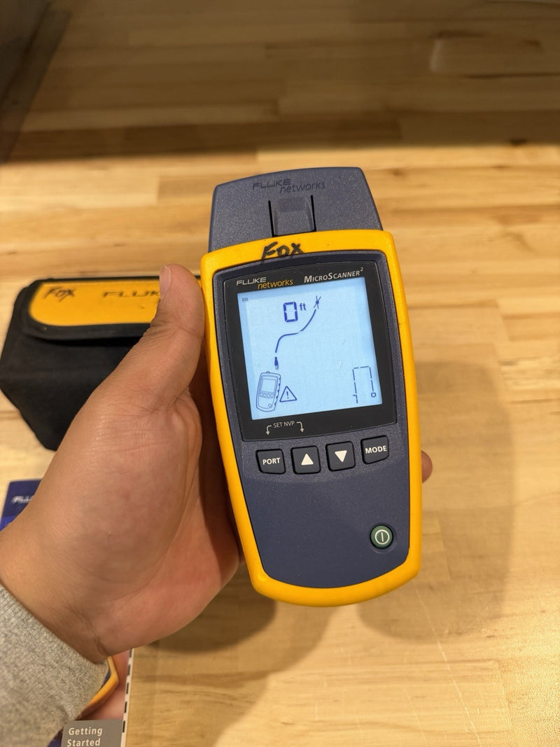 FLUKE NETWORKS MICROSCANNER 2 WITH BAG & MANUAL