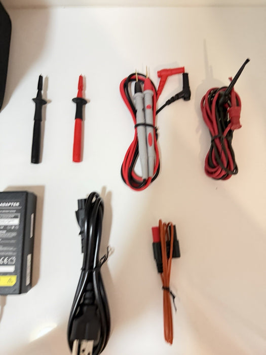 FLUKE 753 DOCUMENTING PROCESS CALIBRATOR WITH ACCESSORIES TESTED