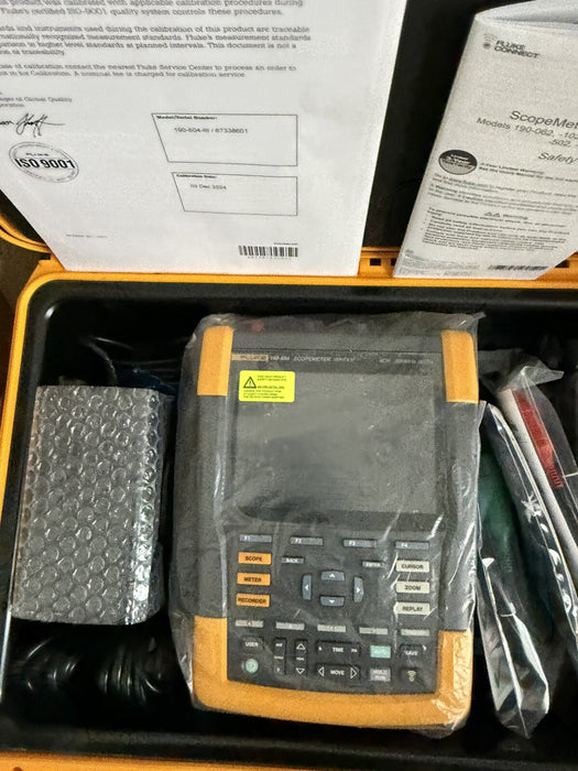 FLUKE 190-504-III-S 500 MHZ 4-CH 5GS/S COLOR SCOPEMETER NEW