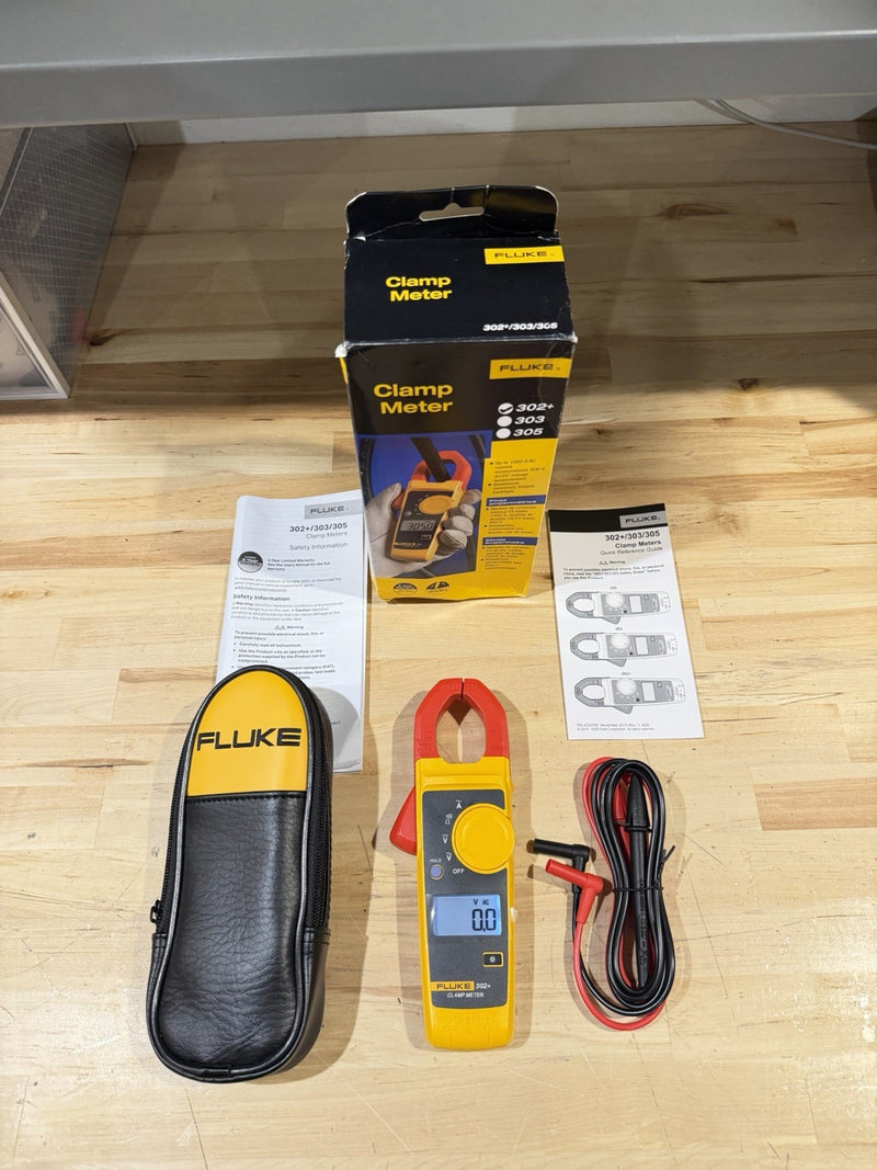 FLUKE 302+ CLAMP METER (NEW SEALED) SHIPS FAST