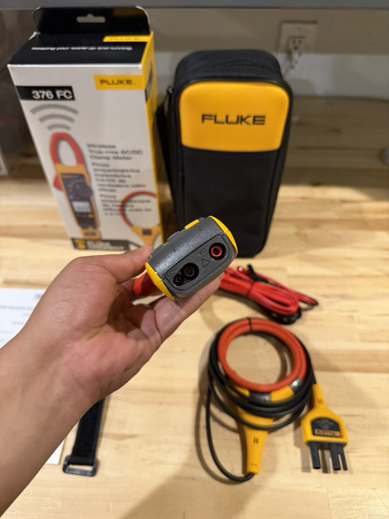 FLUKE 376FC WIRELESS TRUE RMS AC/DC CLAMP METER W/LEADS - SHIPS FAST NEW