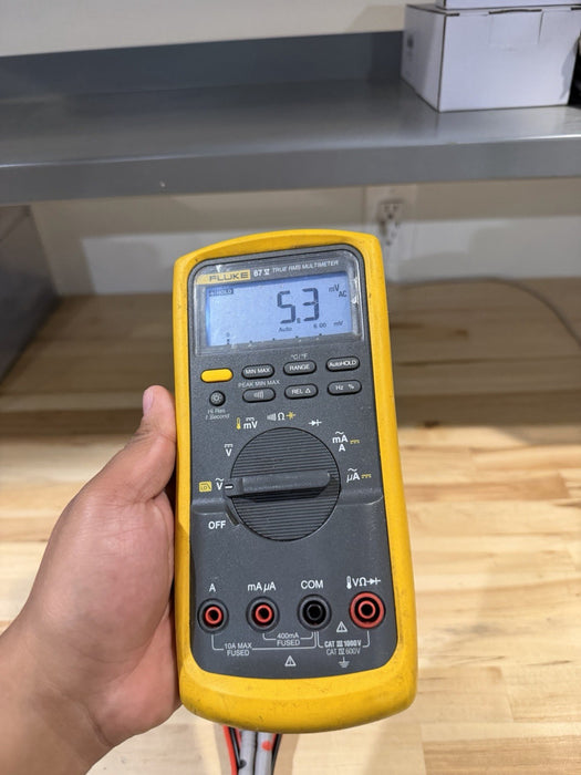 FLUKE 87V TRUE RMS MULTIMETER W/ LEADS (TESTED) SHIPS FAST