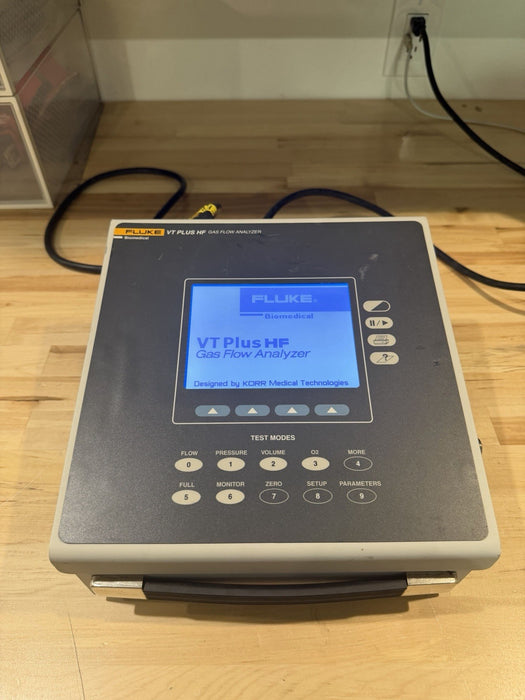 FLUKE VT PLUS HF GAS FLOW ANALYZER W / BAG & CHARGER (TESTED) SHIPS FAST