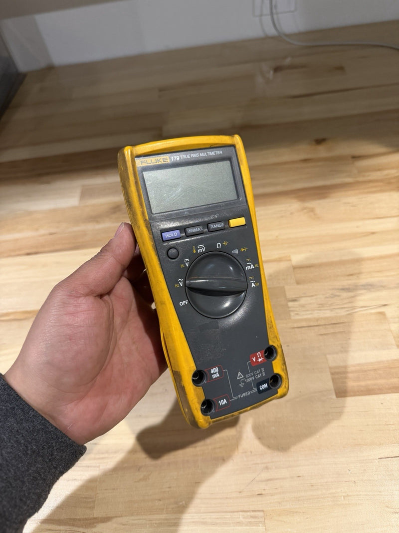 FLUKE 179 TRUE RMS MULTIMETER FOR PARTS