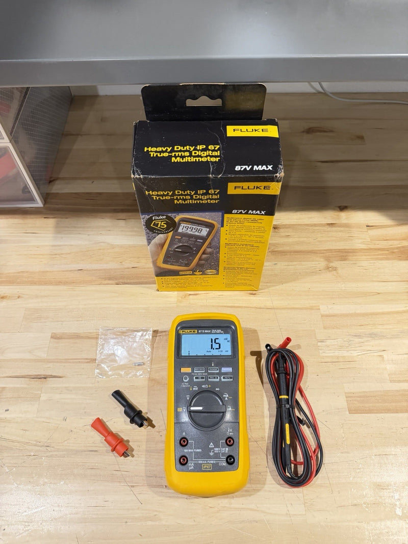 FLUKE 87V MAX TRUE RMS MULTIMETER W/ LEADS & CLIPS