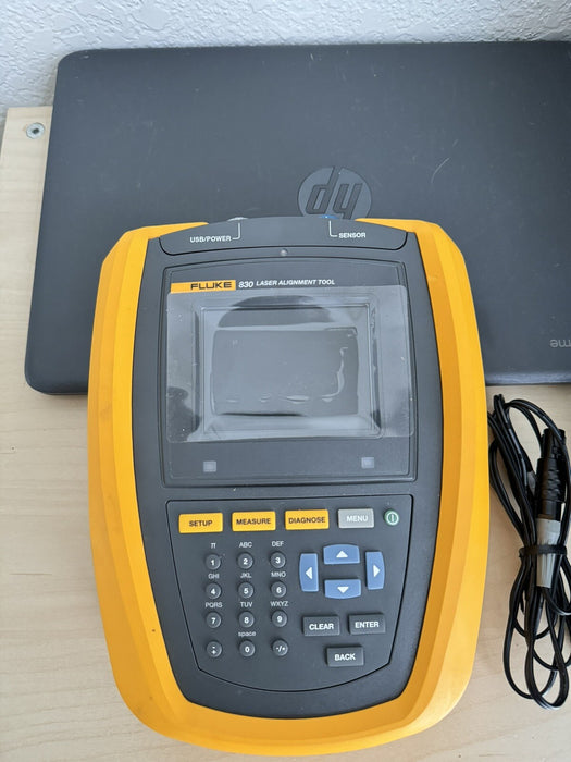 FLUKE 830 LASER ALIGNMENT TOOL /ONLY CHARGER INCLUDED