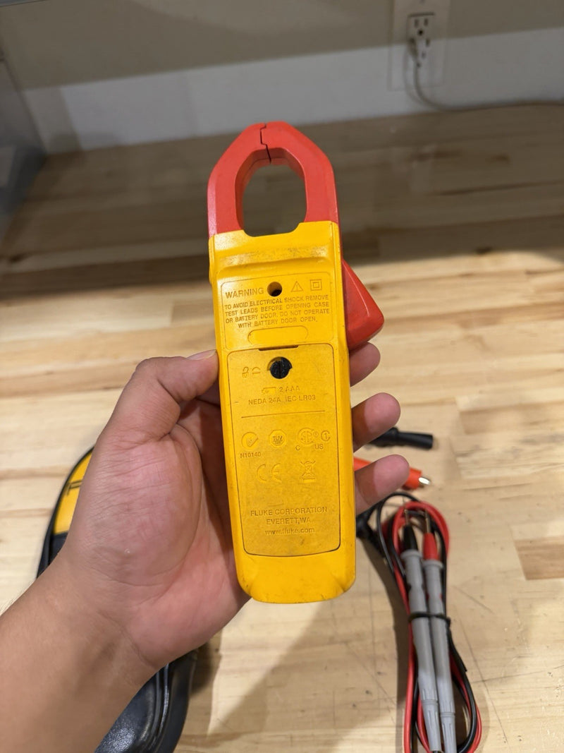 FLUKE 324 TRUE-RMS CLAMP METER W/ LEADS & CASE - SHIPS FAST