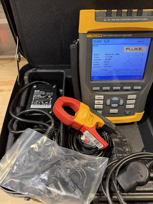 FLUKE 434 SERIES POWER QUALITY ANALYZER KIT W/ACCESSORIES - SHIPS FREE (TESTED)