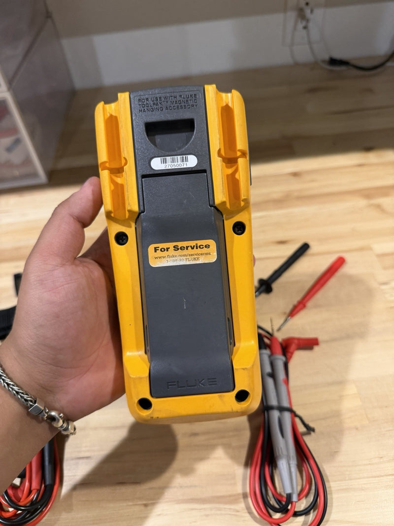FLUKE 233 REMOTE DISPLAY AUTOMOTIVE DIGITAL MULTIMETER TESTED