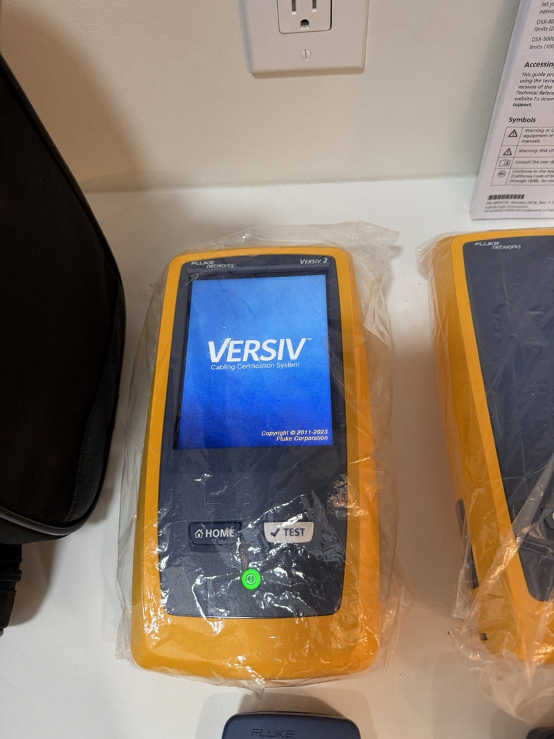 FLUKE NETWORKS DSX2-8000 CABLE ANALYZER CALIBRATED 2024