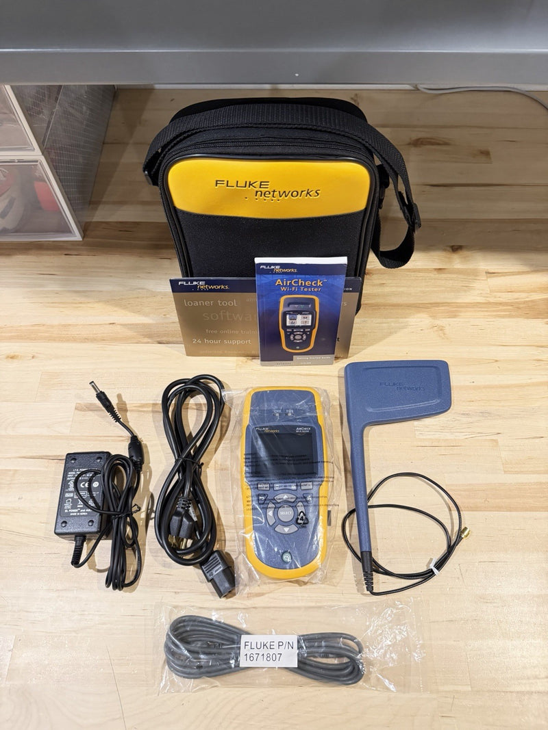 FLUKE NETWORKS AIRCHECK WIFI TESTER WITH ANTENNA & ACCESSORIES RARE