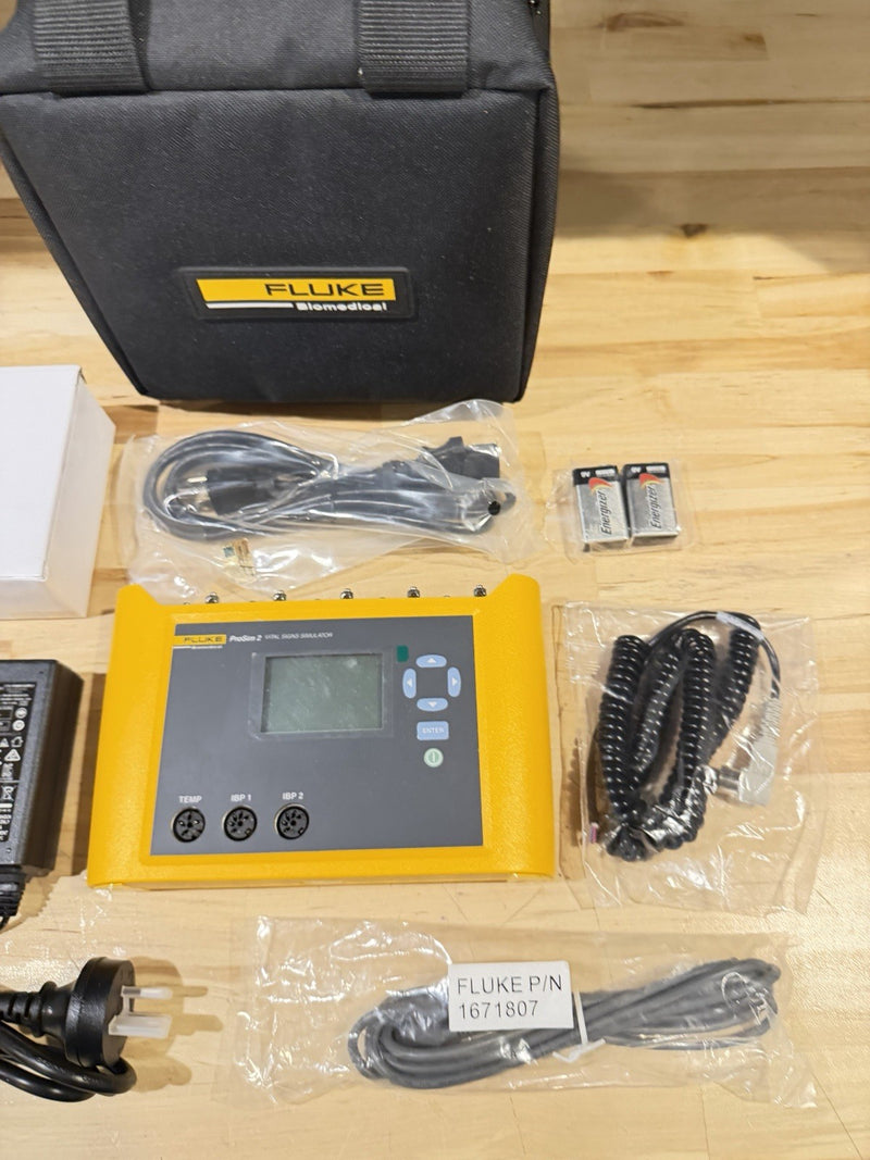 FLUKE BIOMEDICAL PROSIM 2 VITAL SIGNS SIMULATOR W/ ACCESSORIES (NEW)