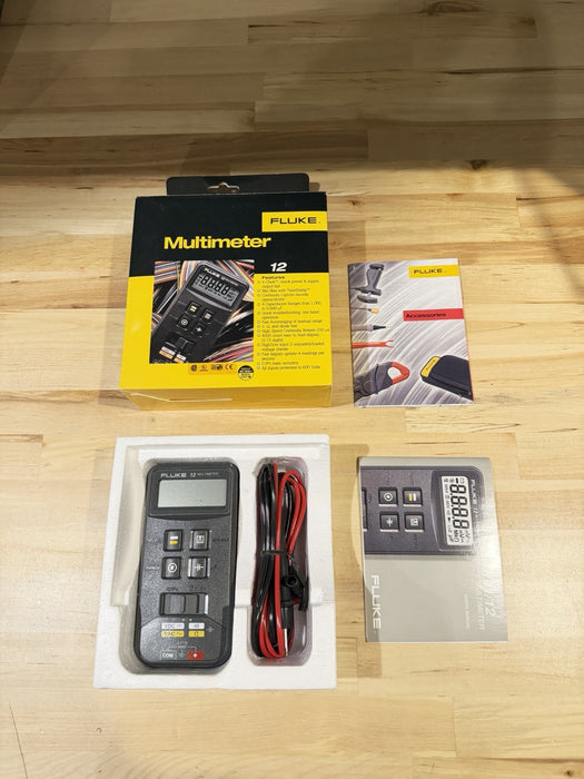 FLUKE 12 DIGITAL MULTIMETER (NEW FACTORY SEALED) SHIPS FAST (RARE)