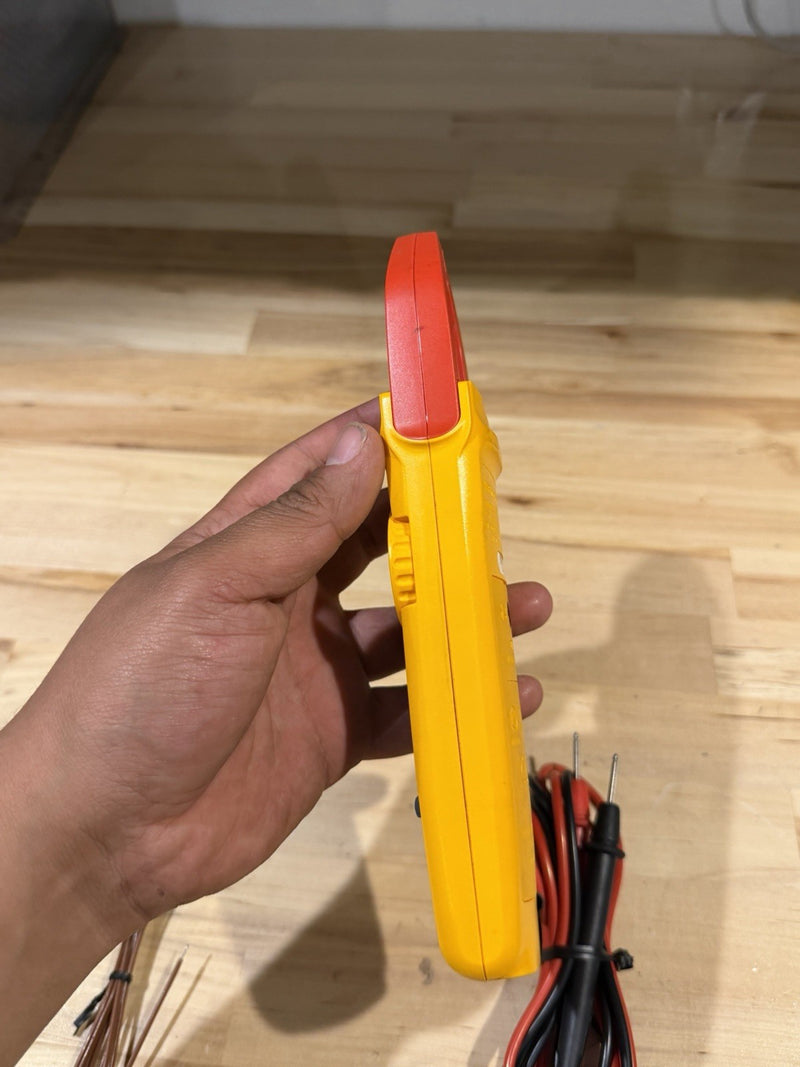 FLUKE 324 TRUE-RMS CLAMP METER WITH LEADS & CASE