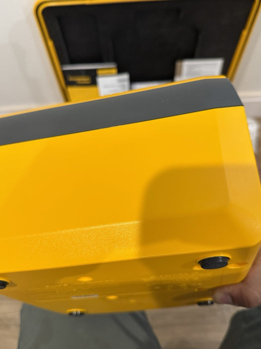 FLUKE 1555 10KV INSULATION TESTER NEW SEALED
