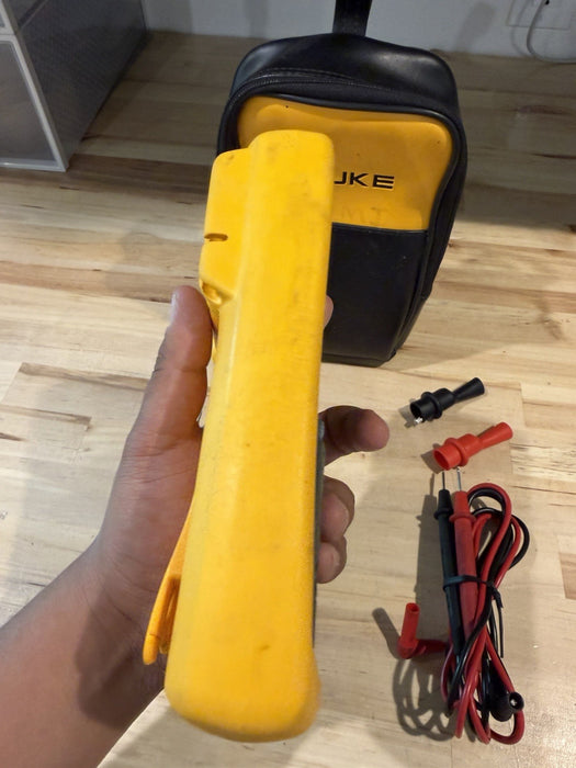 FLUKE 87V TRUE RMS MULTIMETER W/ LEADS (TESTED) SHIPS FAST
