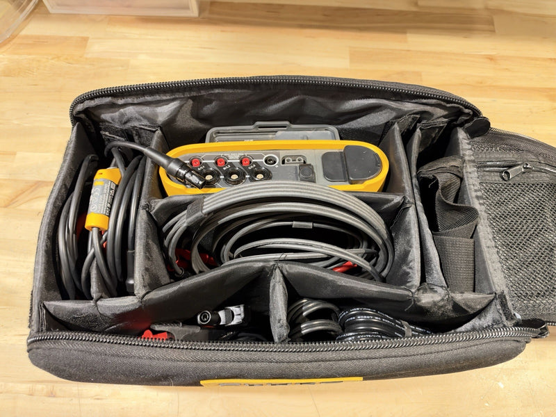 FLUKE 1734 ENERGY LOGGER KIT W/ ACCESSORIES (FREE SHIPPING)