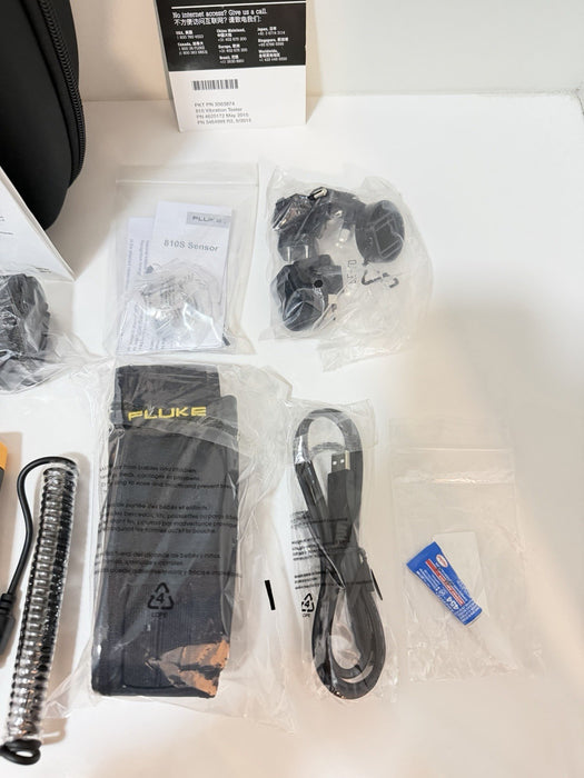 FLUKE 810 VIBRATION TESTER KIT & ACCESSORIES (NEW SEALED) FREE SHIPPING