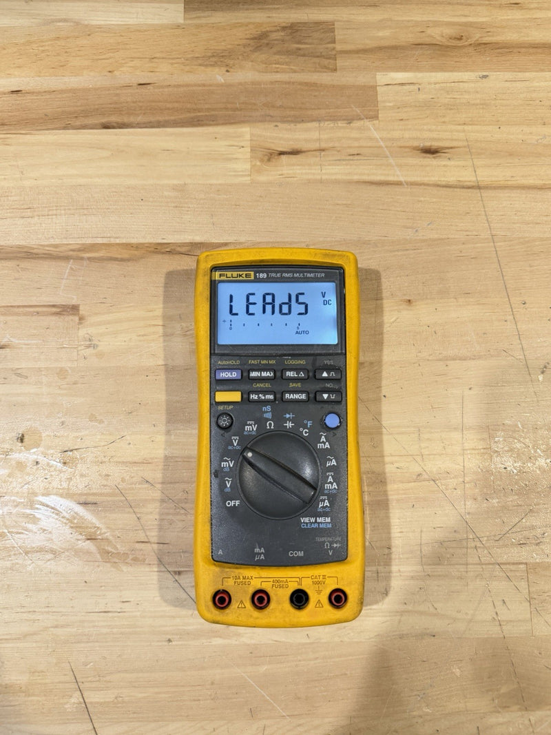 FLUKE 189 TRUE RMS MULTIMETER (PARTS ONLY)  FOR PARTS - SHIPS FAST