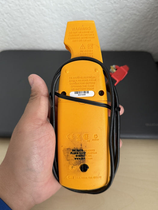 FLUKE 771 MILLIAMP PROCESS CLAMP METER FOR PARTS