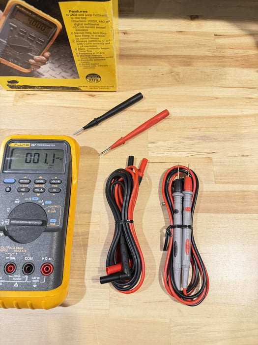 FLUKE 787 PROCESSMETER (NEW FACTORY SEALED) SHIPS FAST - FREE SHIPPING (RARE)