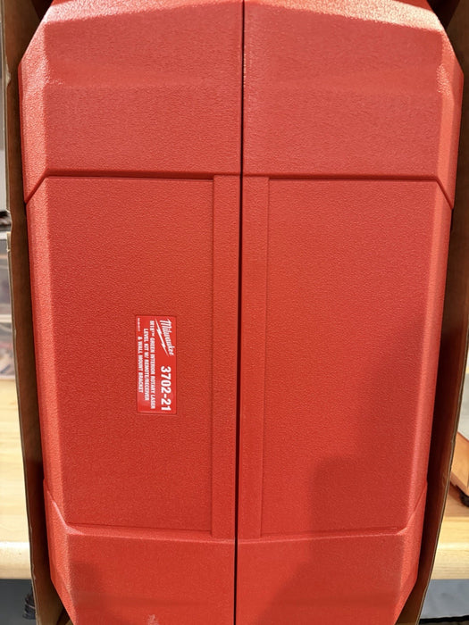MILWAUKEE 3702-21 M18 GREEN INTERIOR ROTARY LASER LEVEL KIT (NEW FACTORY SEALED)