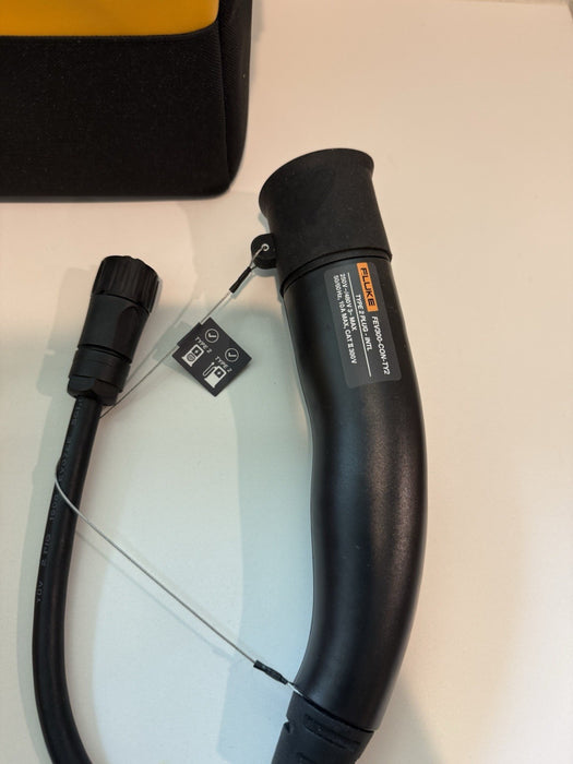 FLUKE FFEV350 EV CHARGING STATION TEST ANALYZER WITH ACCESSORIES
