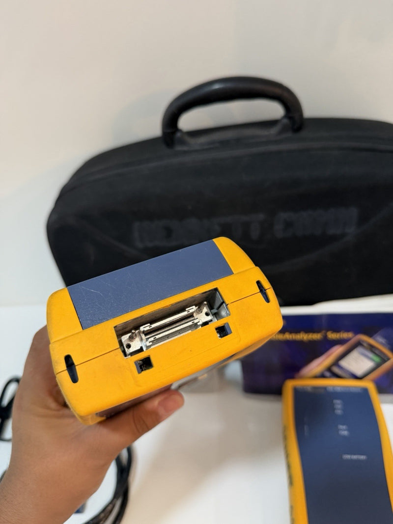 FLUKE NETWORKS DTX-1800 DTX CABLE ANALYZER KIT & PLA001 TESTED