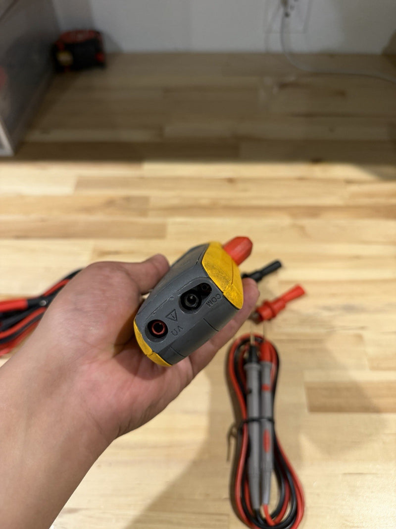 FLUKE 376 AC/DC TRUE RMS WIRELESS CLAMP METER WITH LEADS & CLIPS