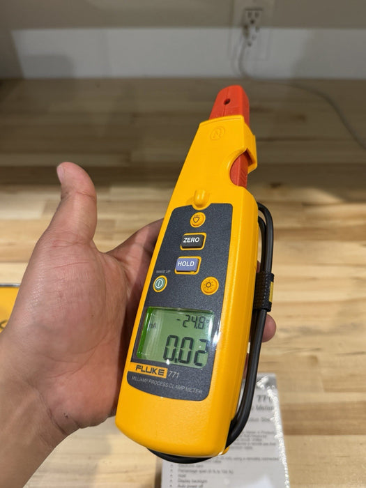 FLUKE 771 MILLIAMP PROCESS CLAMP METER ( NEW CONDITION ) SHIPS FAST