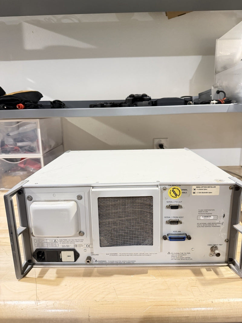 FLUKE 5820A OSCILLOSCOPE CALIBRATOR W/ 5 CHANNEL OPTION (FREE SHIPPING)