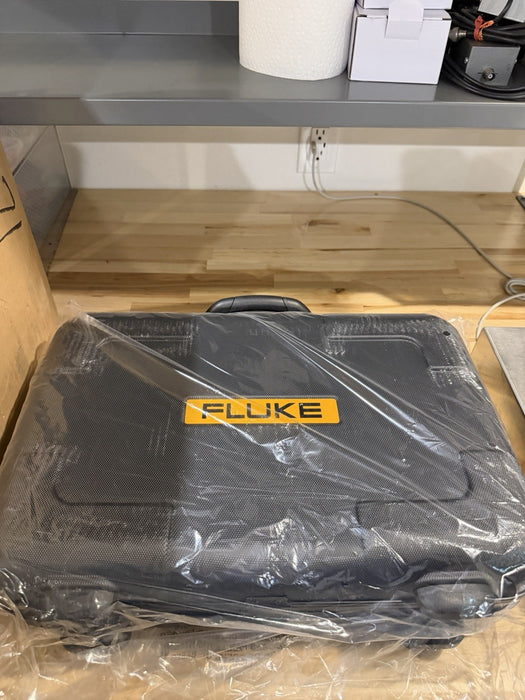 FLUKE 190-062 SCOPEMTER 2CH 60MHZ 625MS/S (NEW FACTORY SEALED) FREE SHIPPING