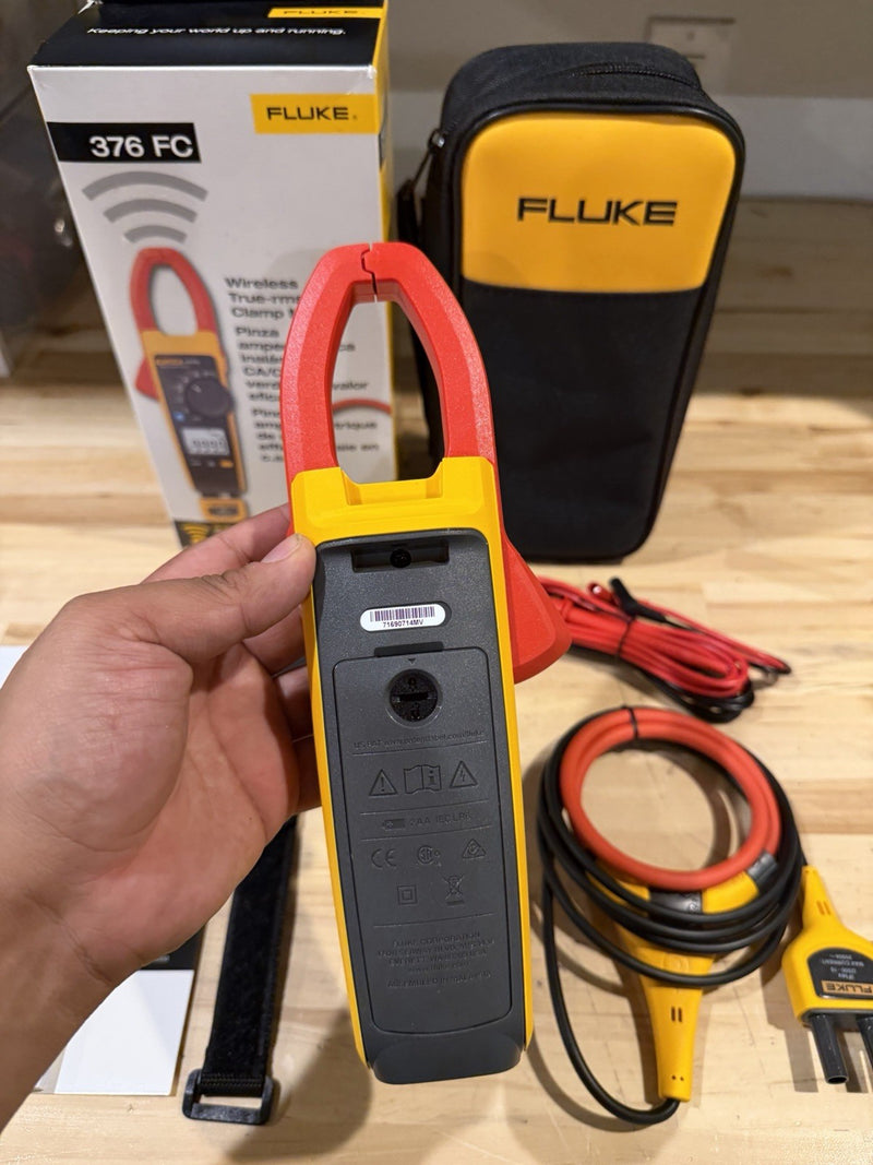 FLUKE 376FC WIRELESS TRUE RMS AC/DC CLAMP METER W/LEADS - SHIPS FAST NEW