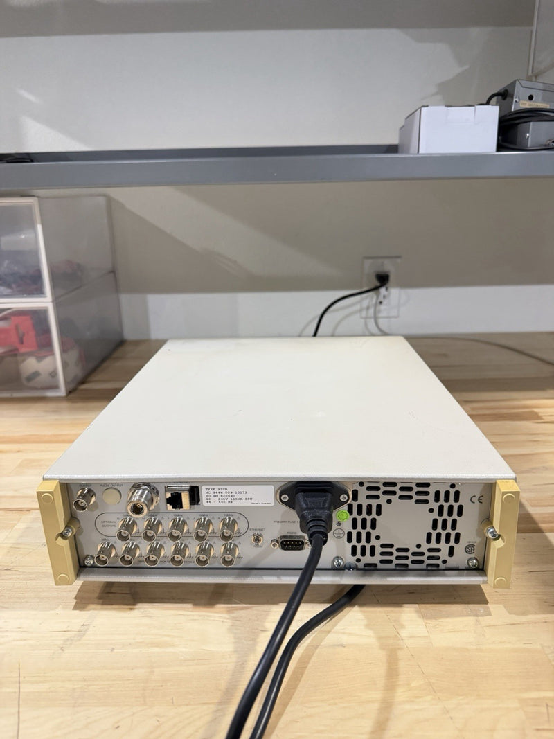 FLUKE 910R GPS CONTROLLED FREQUENCY STANDARD TESTED