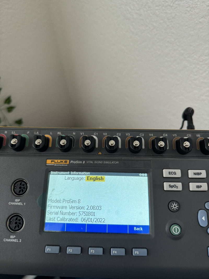 FLUKE BIOMEDICAL PROSIM 8 VITAL SIGNS SIMULATOR CALIBRATED 2022