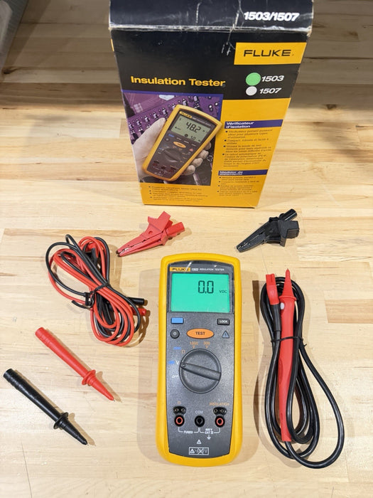 FLUKE 1503 INSULATION TESTER WITH ACCESSORIES