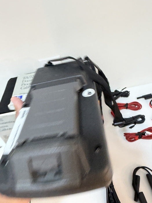 FLUKE 702 DOCUMENTING PROCESS CALIBRATOR WITH ACCESSORIES TESTED