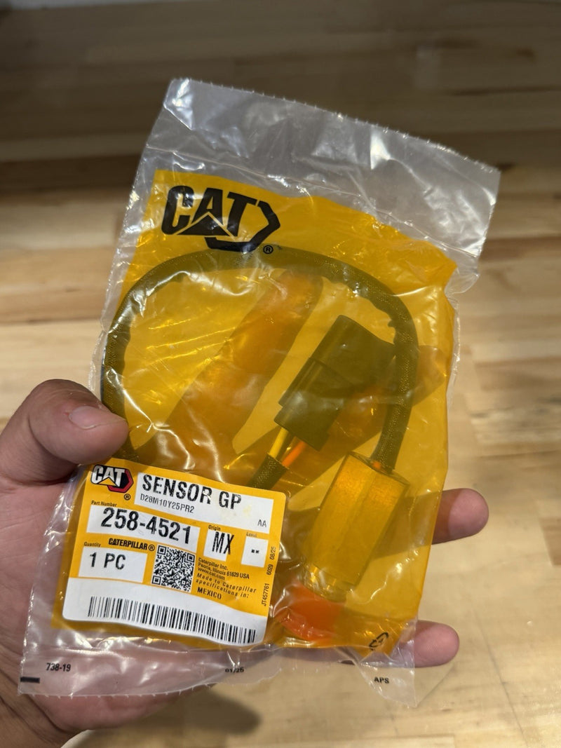 CAT 258-4521 14V SPEED SENSOR