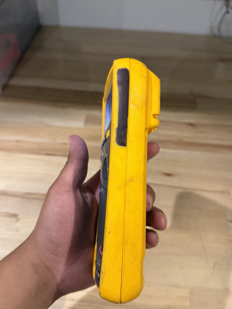 FLUKE 179 TRUE RMS MULTIMETER FOR PARTS
