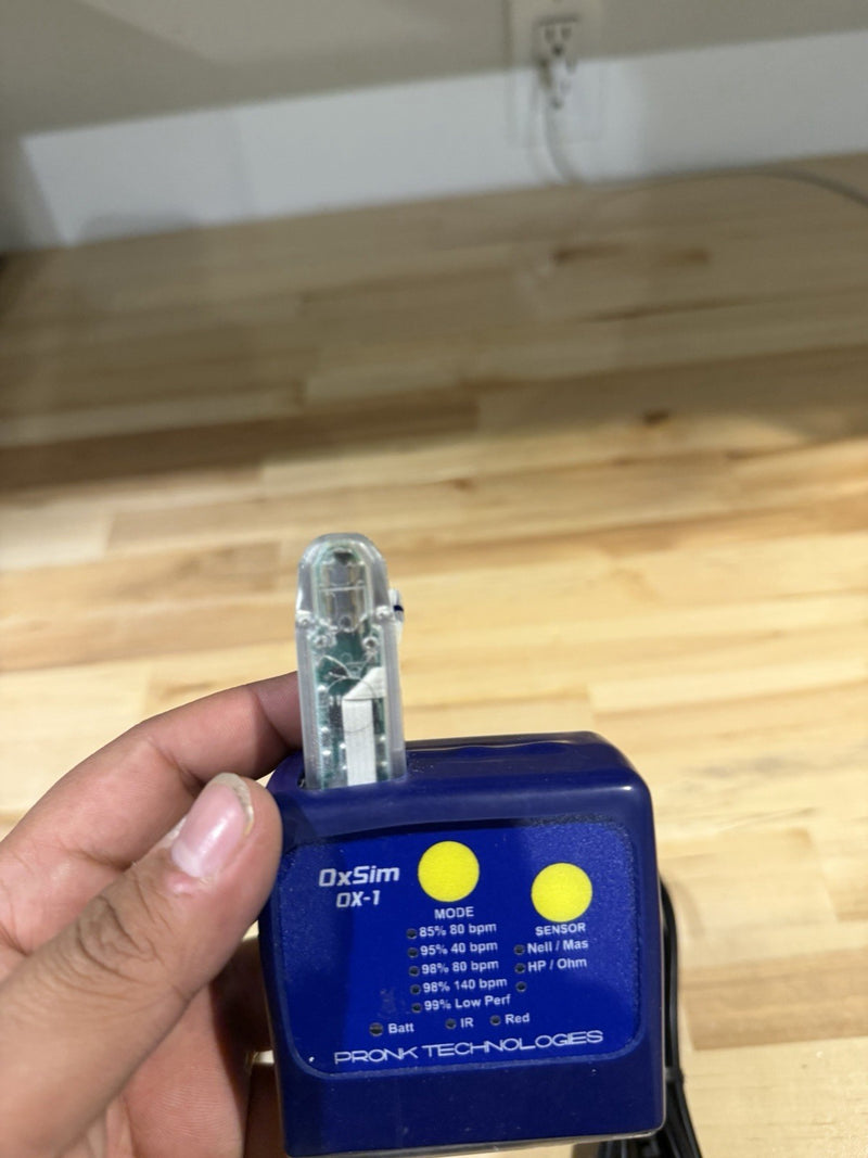 OXSIM OX-1 PULSE OXIMETER SIMULATOR WITH CHARGER TESTED