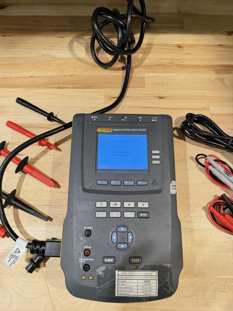FLUKE ESA615 230V ELECTRICAL SAFETY ANALYZER TESTER WITH LEADS & CHARGER TESTED