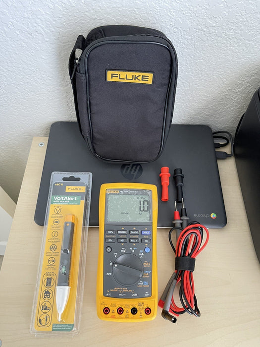 FLUKE 789 PROCESS METER WITH LEADS AND CASE