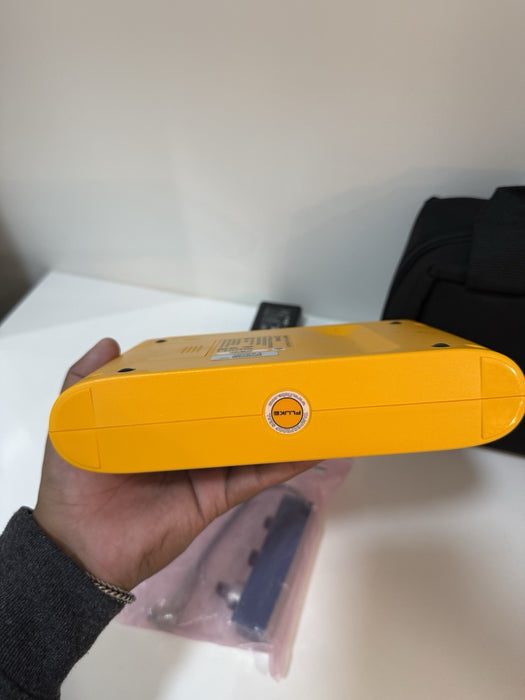 FLUKE PROSIM 3 VITAL SIGNS SIMULATOR WITH BAG & ACCESSORIES NEWTESTED