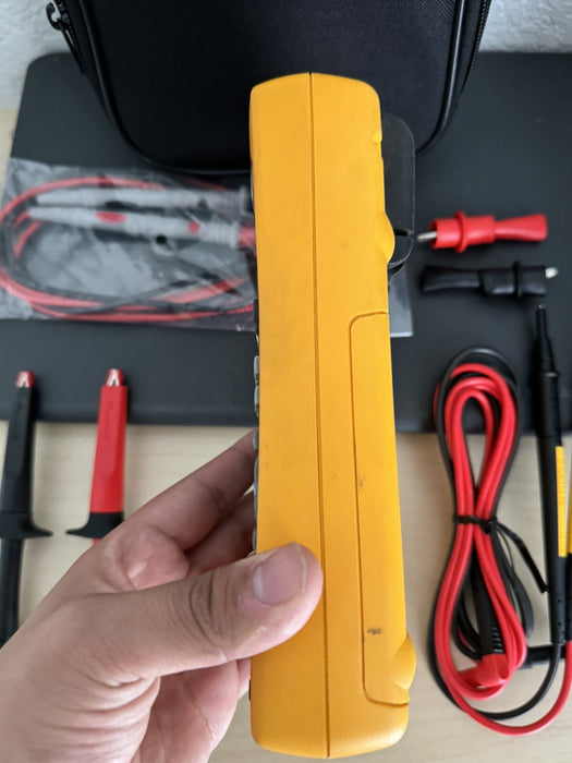 Fluke 725 Multifunction Process Calibrator W/NEW LEADS & BAG - SHIPS FAST
