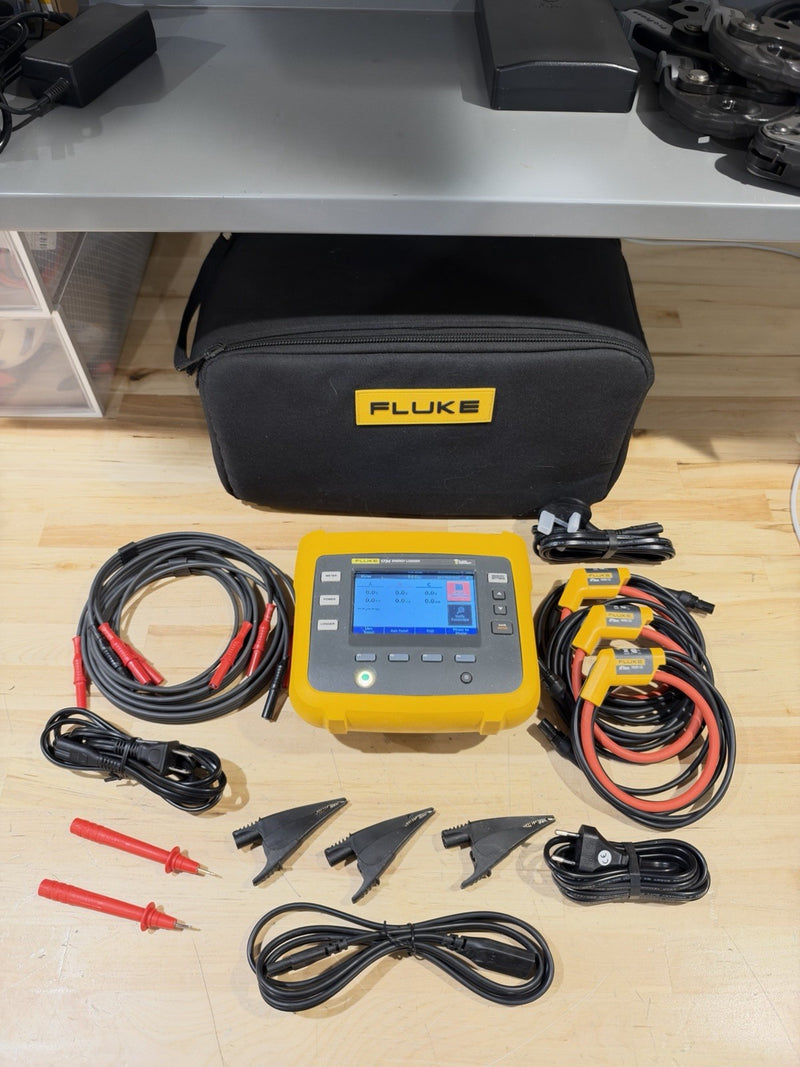 FLUKE 1734 ENERGY LOGGER KIT W/ ACCESSORIES (FREE SHIPPING)