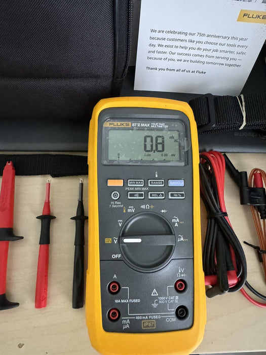 Fluke 87V-MAX/E2 KIT Industrial True RMS Heavy Duty Mulitmeter (MFG 2024) NEW