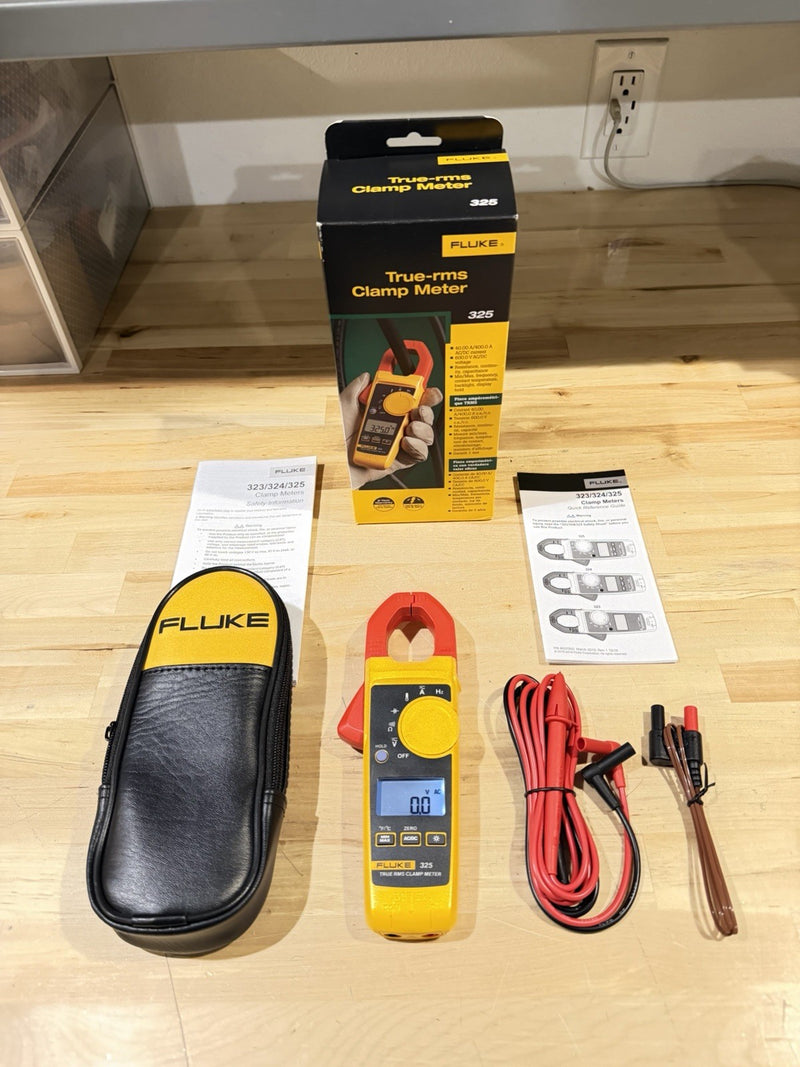 FLUKE 325 TRUE RMS CLAMP METER SHIPS FAST - NEW