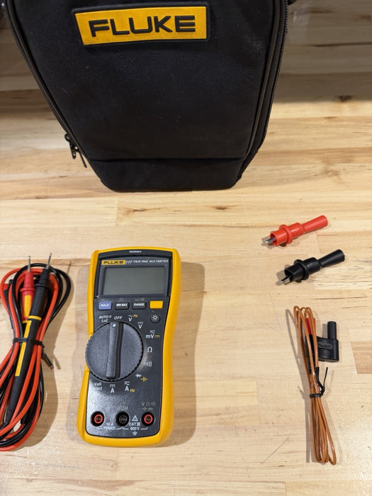 FLUKE 117/323 HVAC MULTIMETER COMBO KIT W/ ACCESSORIES (TESTED) SHIPS FAST